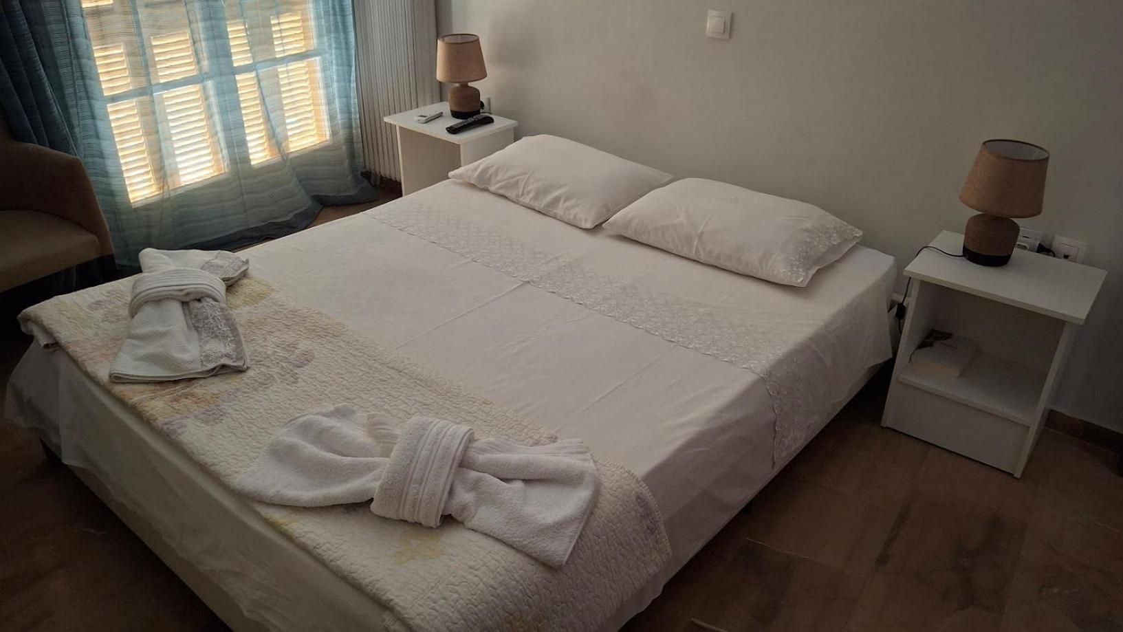 Nafpaktos Apartment And Studios In Port Екстер'єр фото