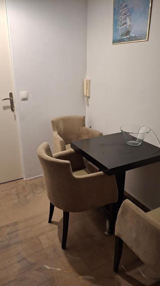 Nafpaktos Apartment And Studios In Port Екстер'єр фото